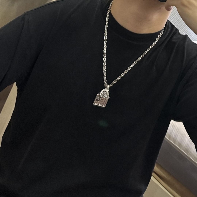 chr1st1an D10r necklaces